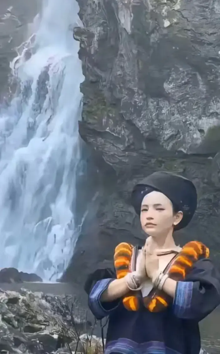 《高山流水遇瀑布》全集资源免费在线看-高清无删减版下载-迅雷夸克网盘《高山流水遇瀑布》完整版